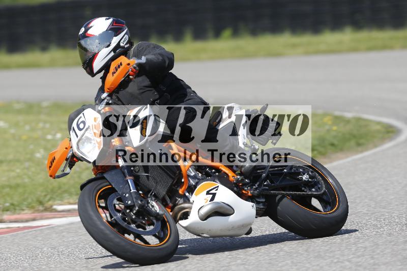 Archiv-2025/09 22.04.2025 Cornu Master School ADR/gruen-vert/16